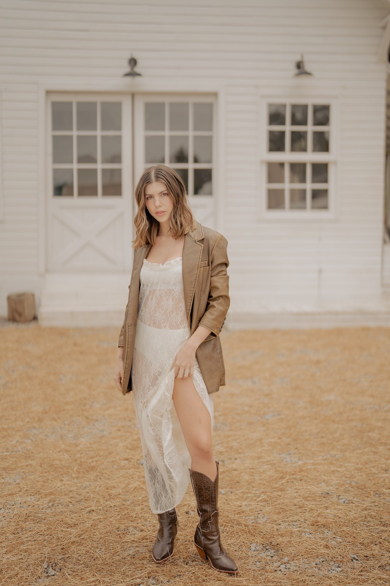 ANTONIA ID