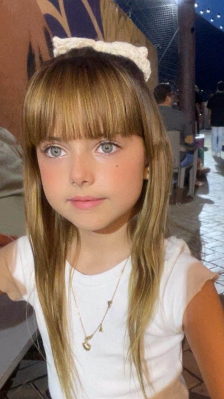 AMALIA D