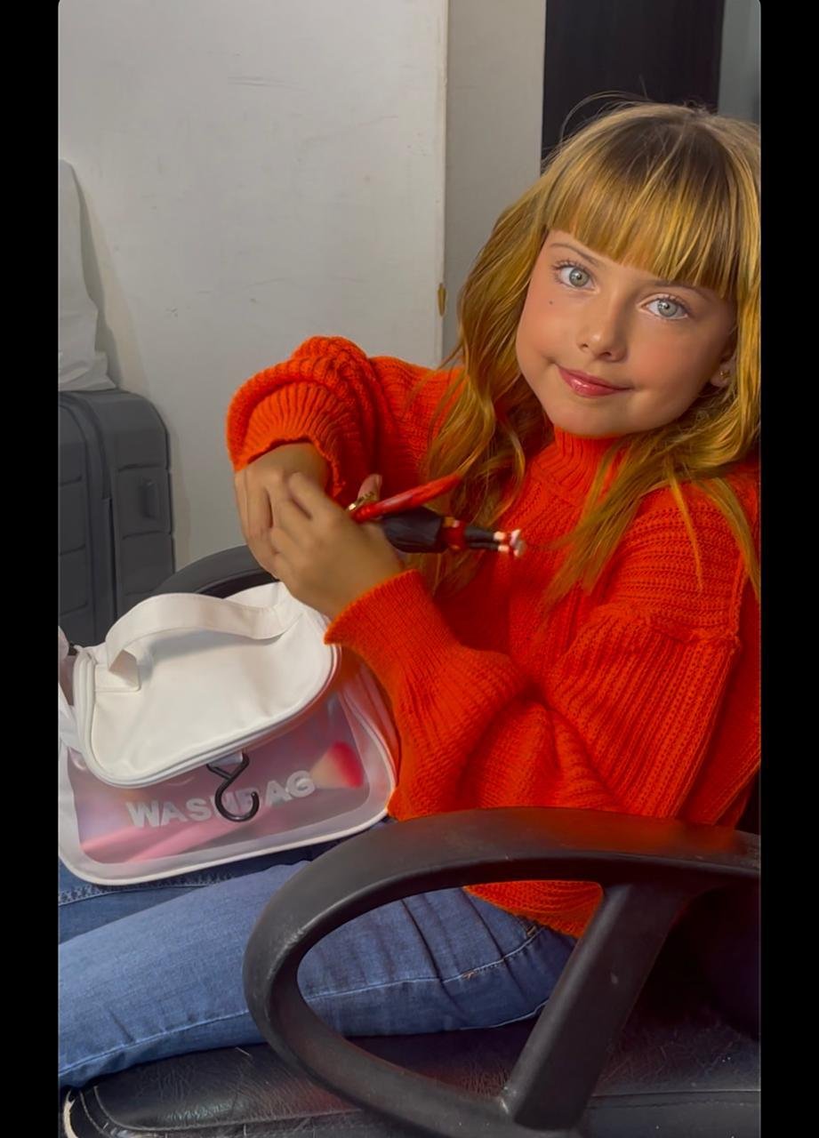 AMALIA D