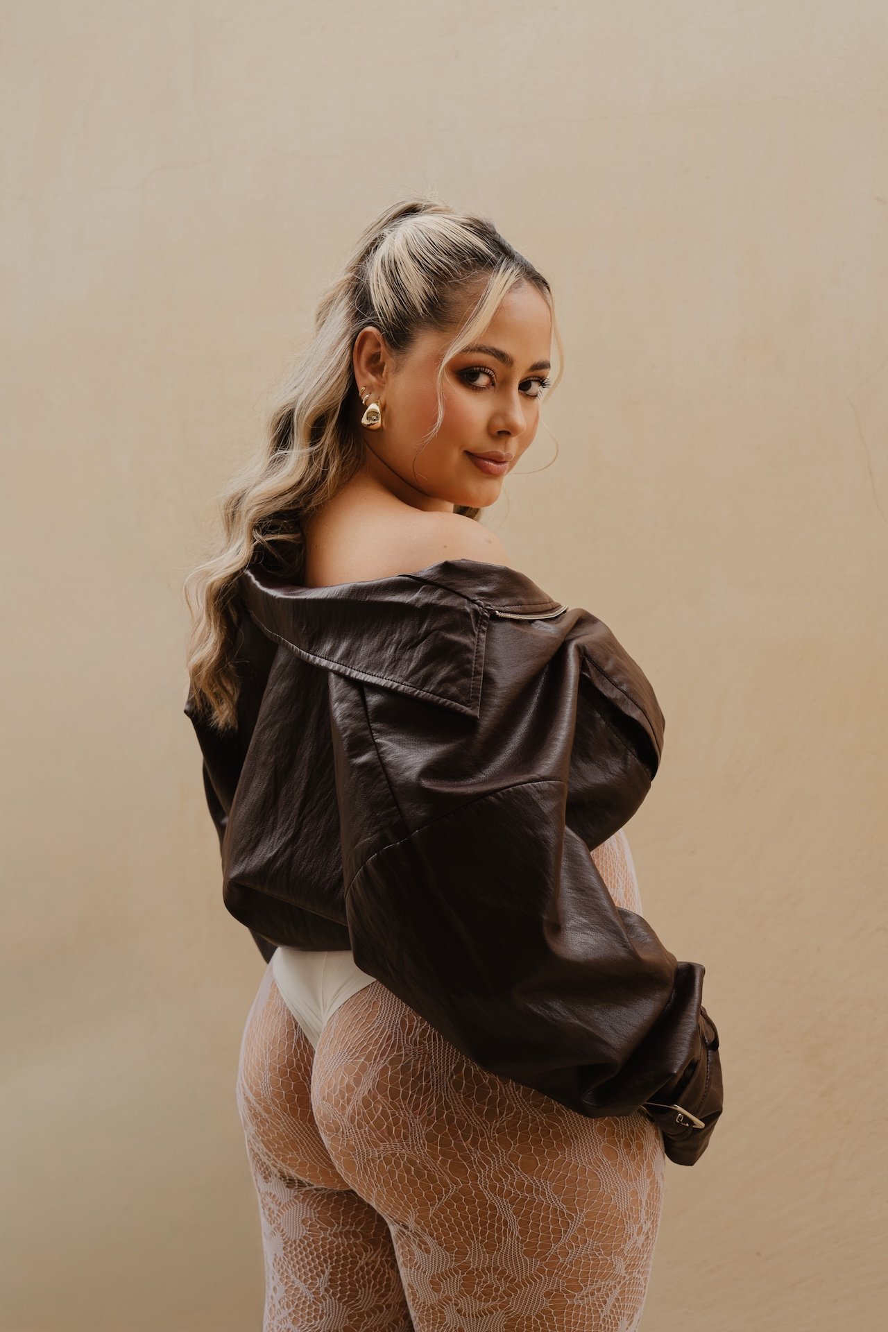 LUISA HO