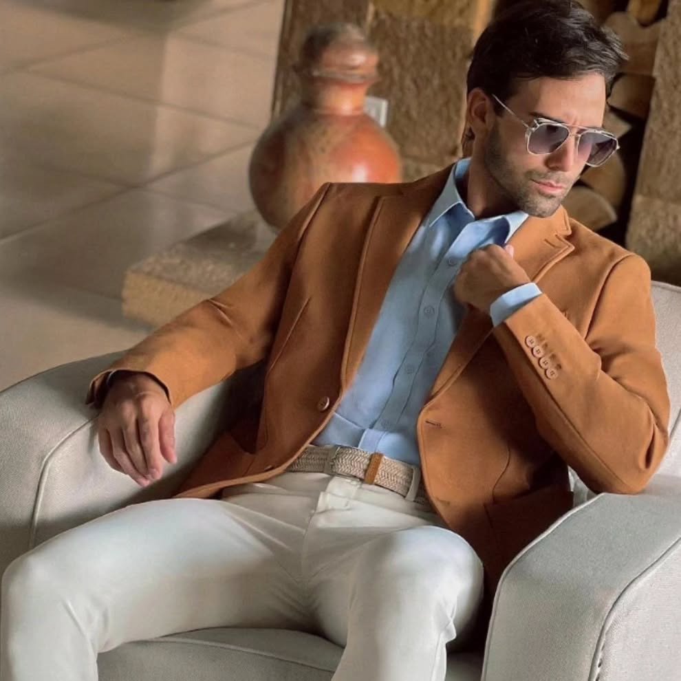 JUAN MO